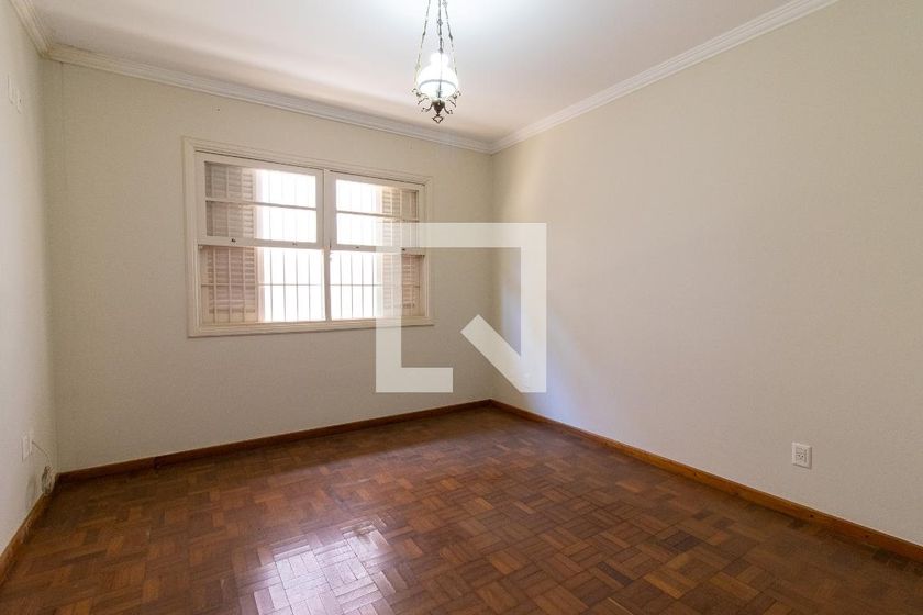 Casa à Venda - Nova Campinas, 4 Quartos,  270 m2 em , Campinas - sp | SoloBR