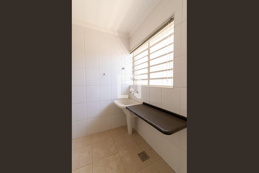 Casa à Venda - Nova Campinas, 4 Quartos,  270 m2 em , Campinas - sp | SoloBR