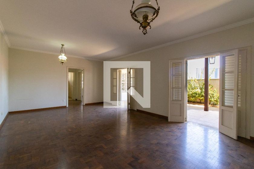 Casa à Venda - Nova Campinas, 4 Quartos,  270 m2 em , Campinas - sp | SoloBR