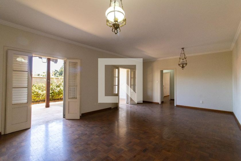 Casa à Venda - Nova Campinas, 4 Quartos,  270 m2 em , Campinas - sp | SoloBR