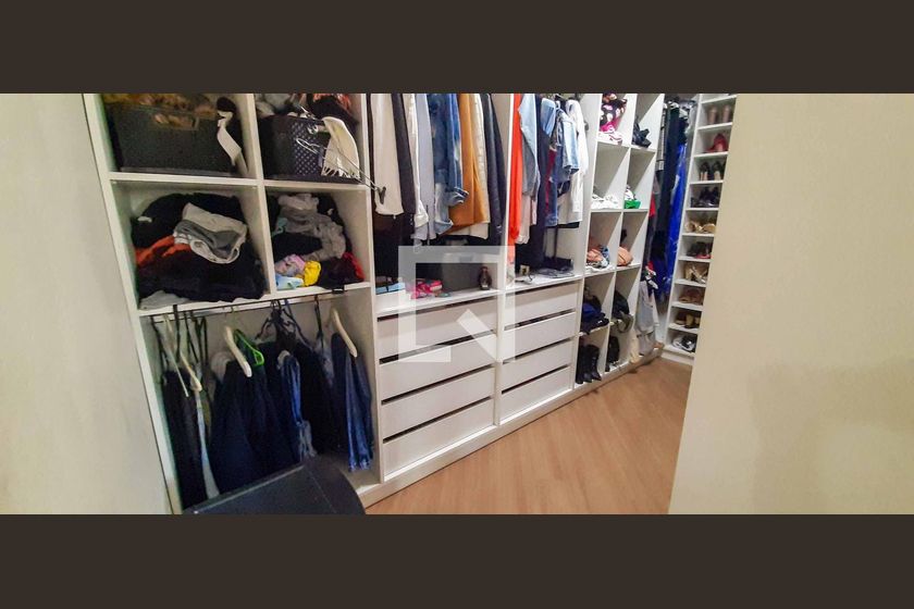 Casa, 3 quartos, 349 m² - Foto 44