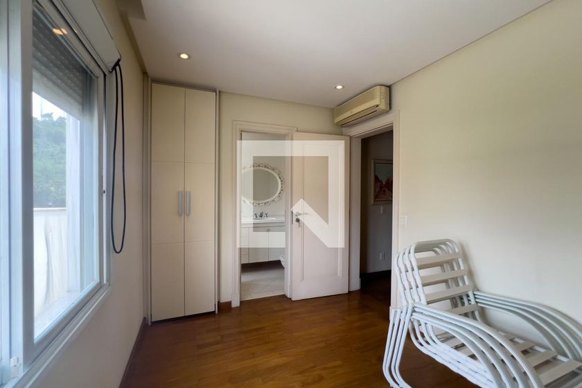 Casa, 4 quartos, 380 m² - Foto 41