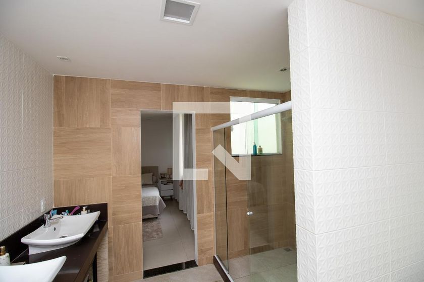 Casa, 4 quartos, 280 m² - Foto 32