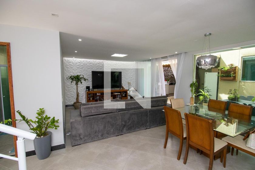 Casa, 4 quartos, 280 m² - Foto 1