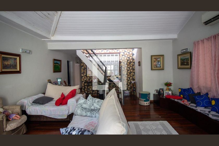 Casa, 4 quartos, 472 m² - Foto 1