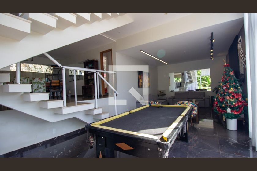 Casa, 5 quartos, 350 m² - Foto 3