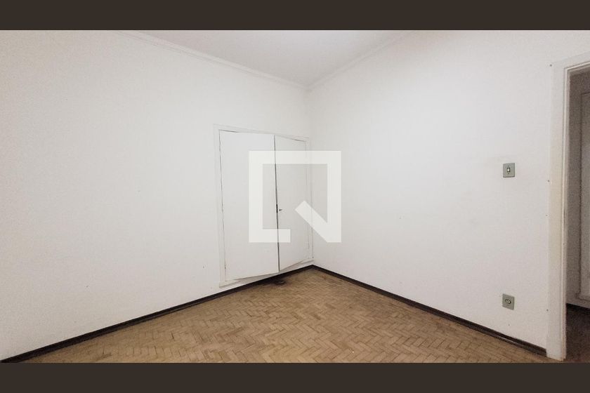 Casa à Venda - Taquaral, 3 Quartos,  308 m2 em , Campinas - sp | SoloBR