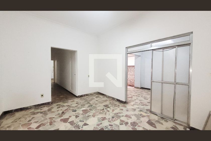 Casa à Venda - Taquaral, 3 Quartos,  308 m2 em , Campinas - sp | SoloBR