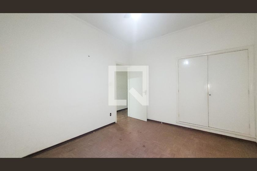 Casa à Venda - Taquaral, 3 Quartos,  308 m2 em , Campinas - sp | SoloBR