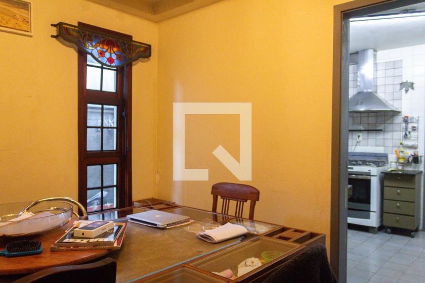 Casa, 3 quartos, 252 m² - Foto 10