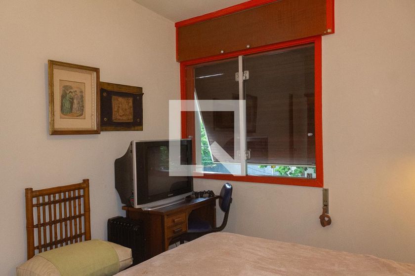Casa, 3 quartos, 252 m² - Foto 35