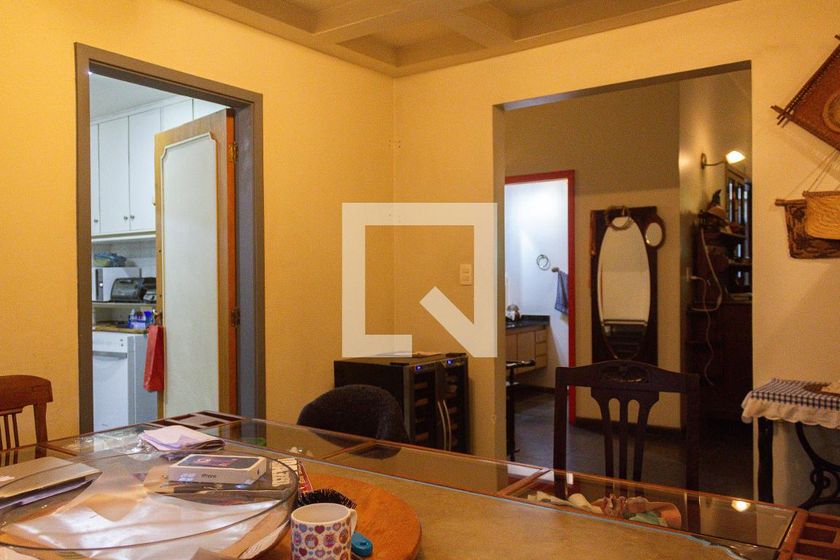 Casa, 3 quartos, 252 m² - Foto 12