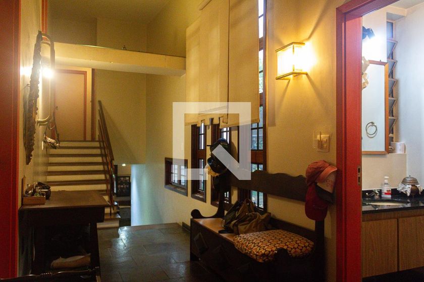 Casa, 3 quartos, 252 m² - Foto 8