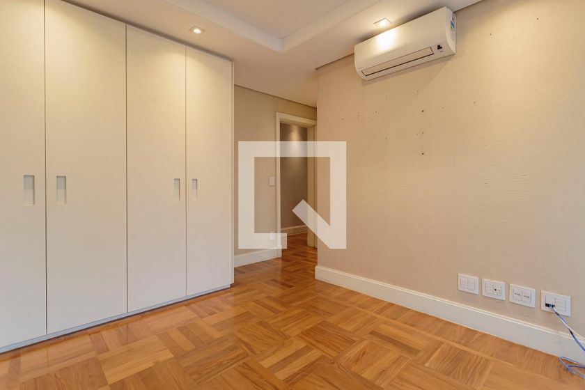 Apartamento, 3 quartos, 274 m² - Foto 11