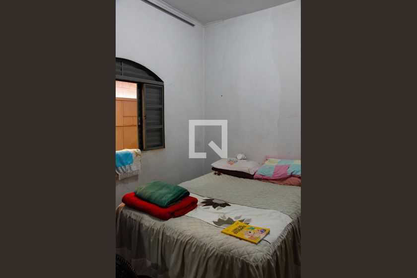 Casa à Venda - Mansões Santo Antônio, 2 Quartos,  250 m2 em , Campinas - sp | SoloBR