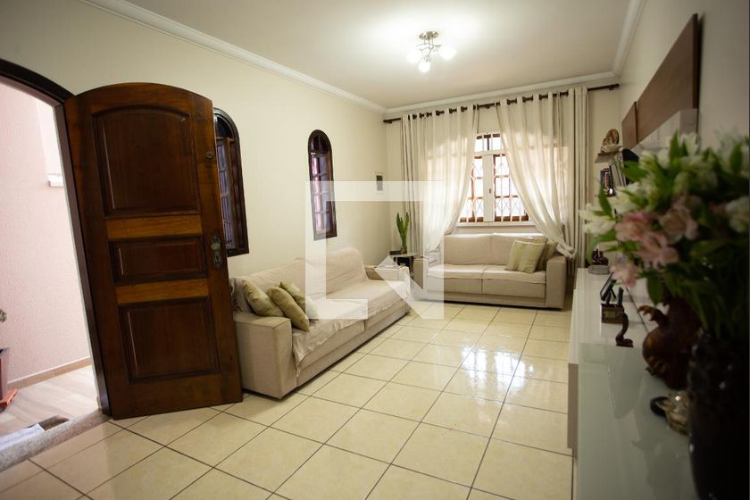 Casa, 3 quartos, 172 m² - Foto 1