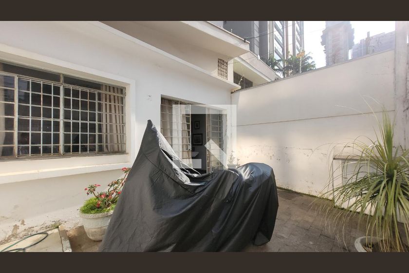 Casa à Venda - Cambuí, 3 Quartos,  150 m2 em , Campinas - sp | SoloBR