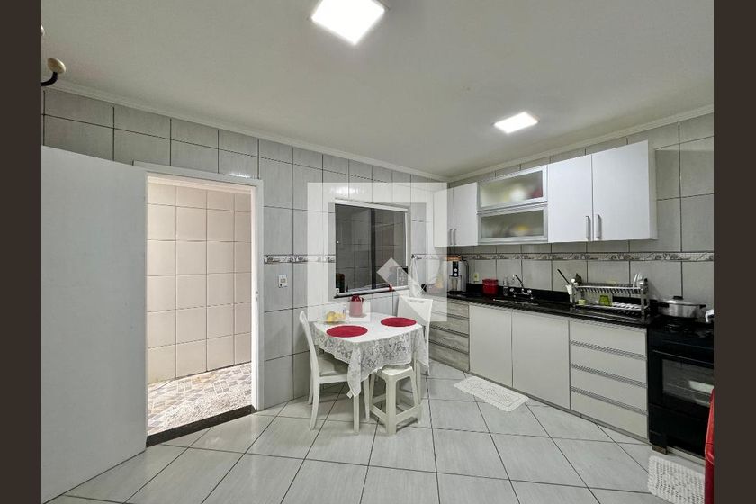 Casa, 3 quartos, 180 m² - Foto 73