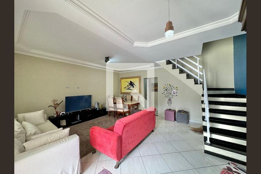 Casa, 3 quartos, 180 m² - Foto 3