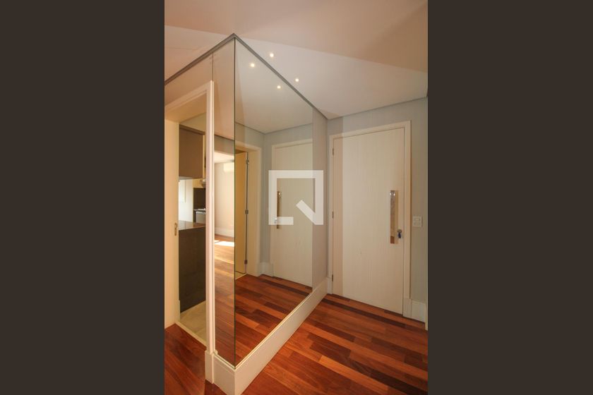 Apartamento à Venda - Cambuí, 2 Quartos,  105 m2 em , Campinas - sp | SoloBR