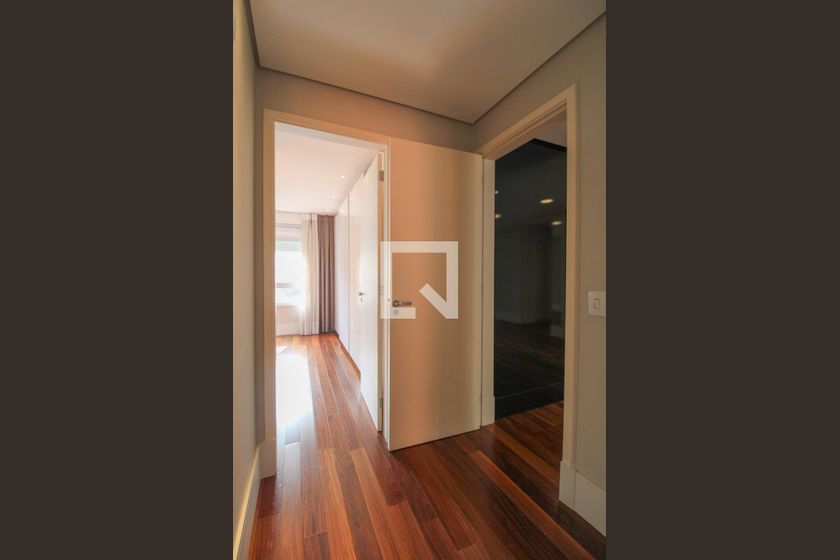 Apartamento à Venda - Cambuí, 2 Quartos,  105 m2 em , Campinas - sp | SoloBR