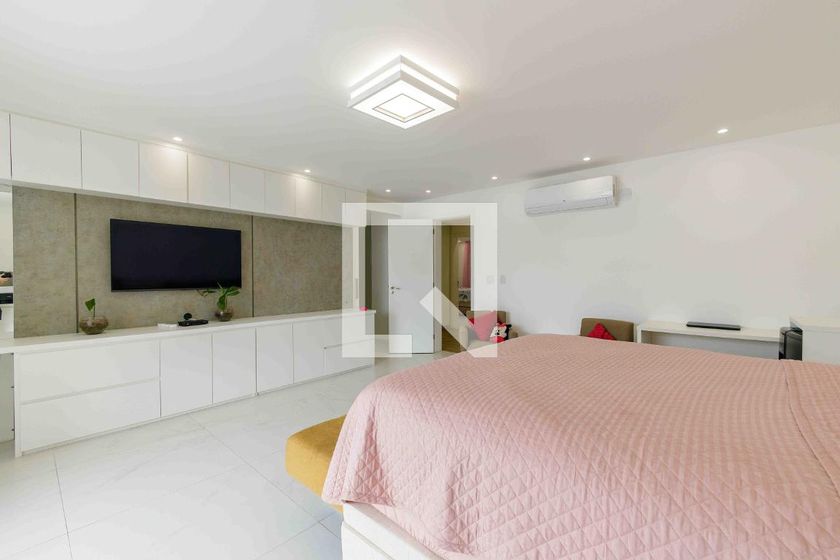 Casa, 4 quartos, 270 m² - Foto 49