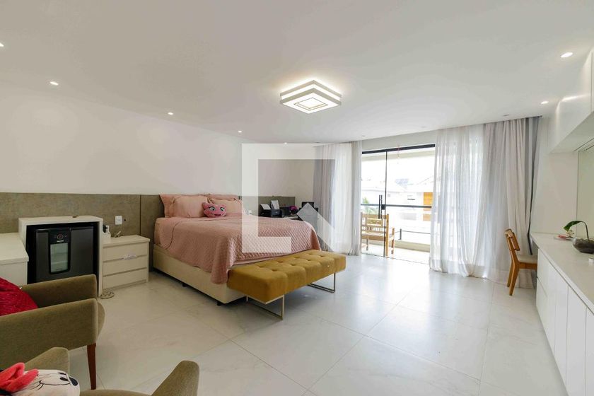 Casa, 4 quartos, 270 m² - Foto 43