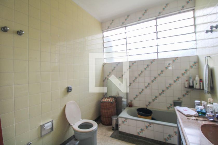 Casa à Venda - Guanabara, 4 Quartos,  820 m2 em , Campinas - sp | SoloBR