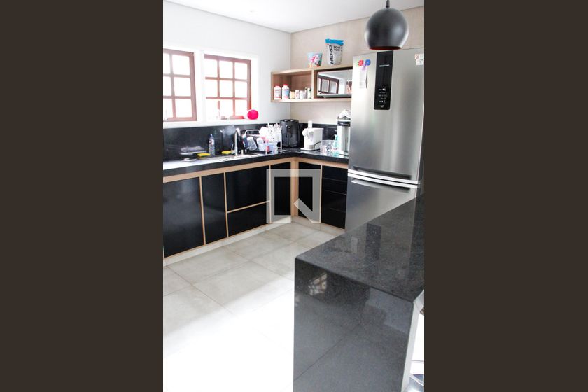Casa à Venda - Jardim Santana, 5 Quartos,  200 m2 em , Campinas - sp | SoloBR