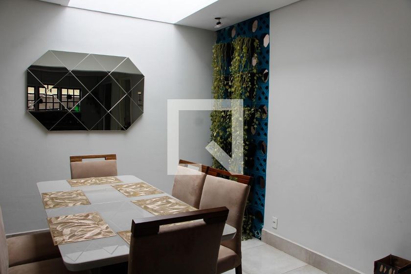 Casa à Venda - Jardim Santana, 5 Quartos,  200 m2 em , Campinas - sp | SoloBR