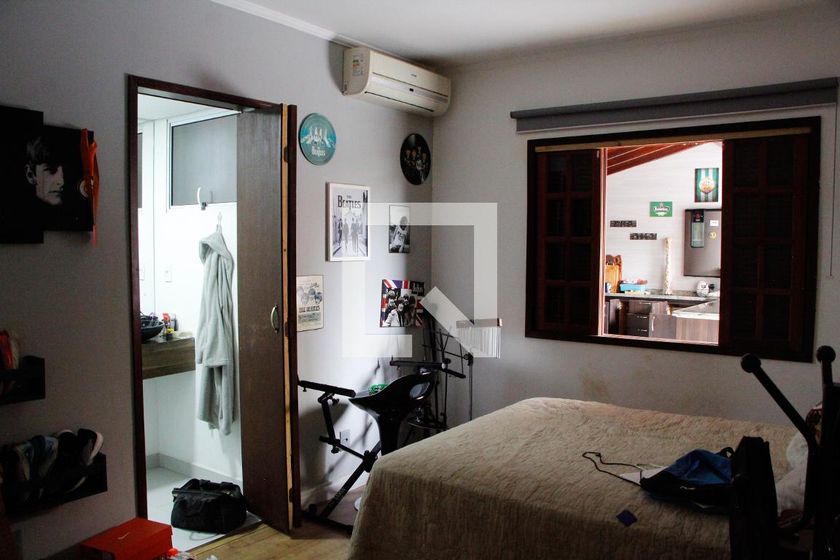 Casa à Venda - Jardim Santana, 5 Quartos,  200 m2 em , Campinas - sp | SoloBR