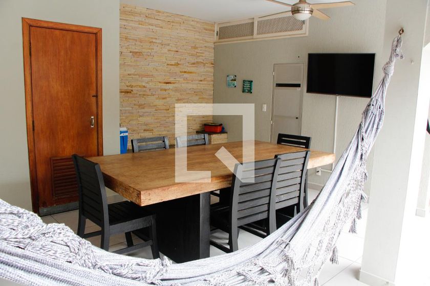 Casa à Venda - Jardim Santana, 5 Quartos,  200 m2 em , Campinas - sp | SoloBR