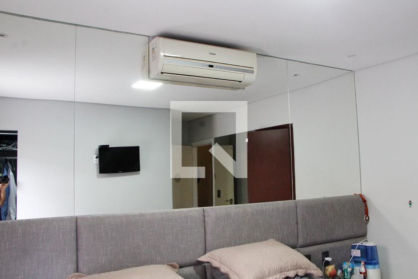 Casa à Venda - Jardim Santana, 5 Quartos,  200 m2 em , Campinas - sp | SoloBR
