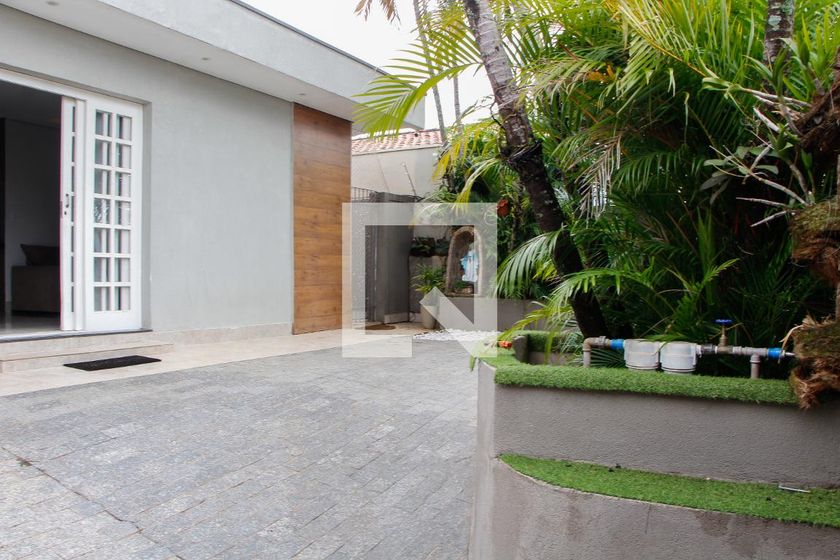 Casa à Venda - Jardim Santana, 5 Quartos,  200 m2 em , Campinas - sp | SoloBR