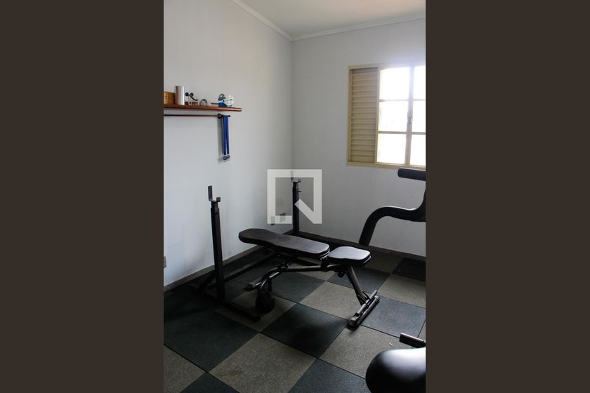 Casa à Venda - Jardim Santana, 5 Quartos,  200 m2 em , Campinas - sp | SoloBR