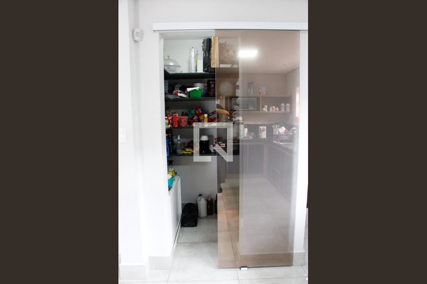 Casa à Venda - Jardim Santana, 5 Quartos,  200 m2 em , Campinas - sp | SoloBR