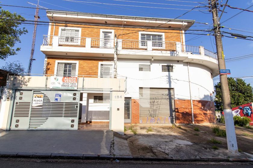 Casa à Venda - Barão Geraldo - Centro, 4 Quartos,  180 m2 em , Campinas - sp | SoloBR