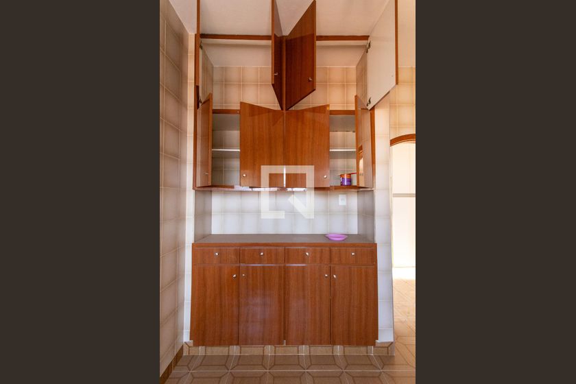 Casa à Venda - Barão Geraldo - Centro, 4 Quartos,  180 m2 em , Campinas - sp | SoloBR