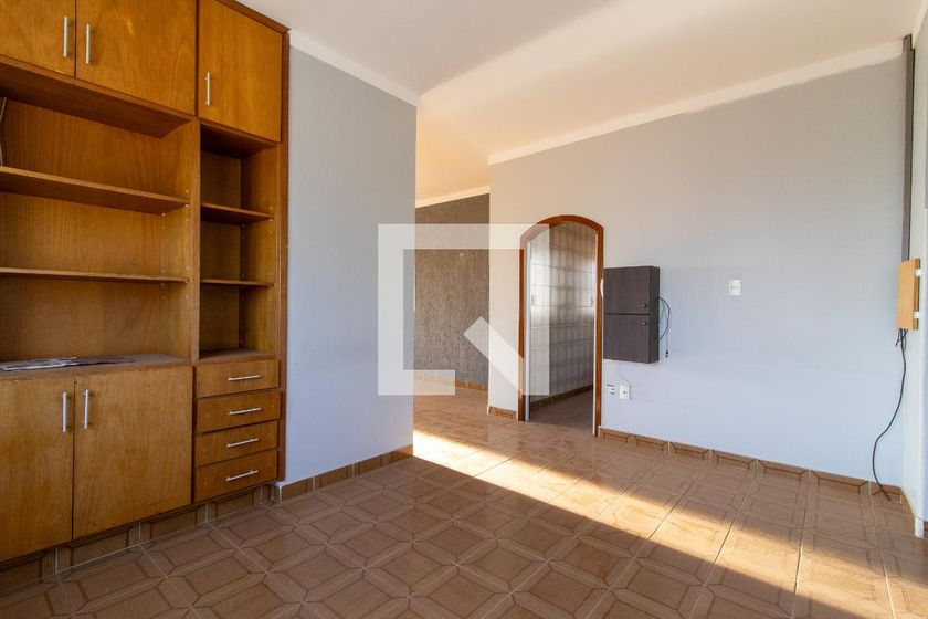 Casa à Venda - Barão Geraldo - Centro, 4 Quartos,  180 m2 em , Campinas - sp | SoloBR