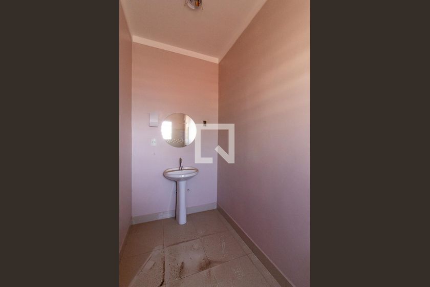Casa à Venda - Barão Geraldo - Centro, 4 Quartos,  180 m2 em , Campinas - sp | SoloBR