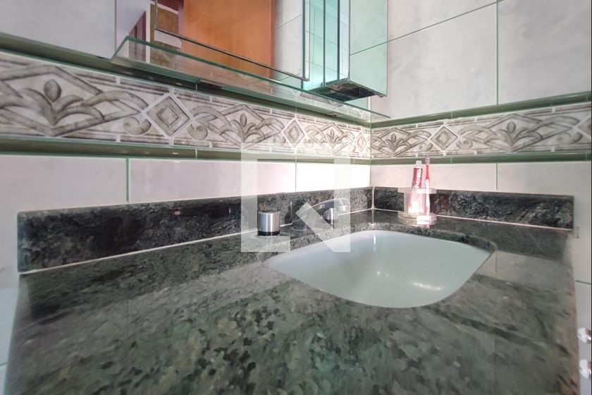 Casa à Venda - Parque Prado, 2 Quartos,  260 m2 em , Campinas - sp | SoloBR
