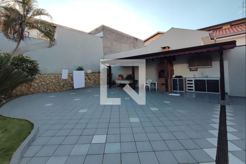 Casa à Venda - Parque Prado, 2 Quartos,  260 m2 em , Campinas - sp | SoloBR