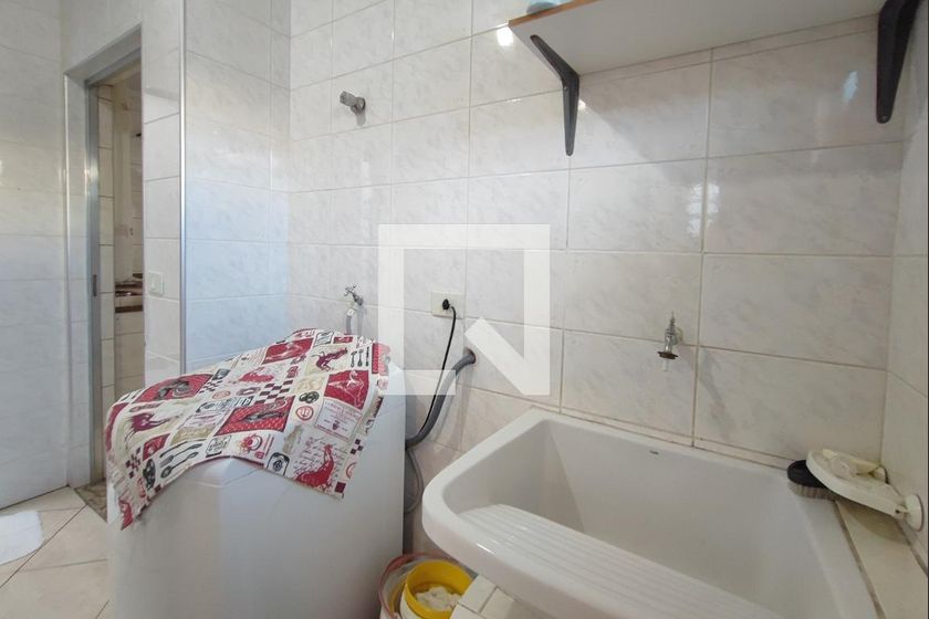 Casa à Venda - Parque Prado, 2 Quartos,  260 m2 em , Campinas - sp | SoloBR