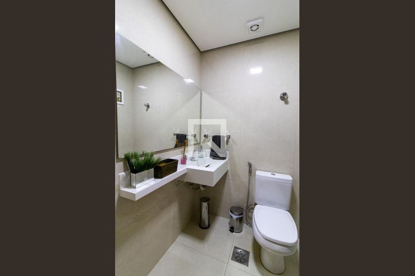 Casa à Venda - Cambuí, 5 Quartos,  304 m2 em , Campinas - sp | SoloBR