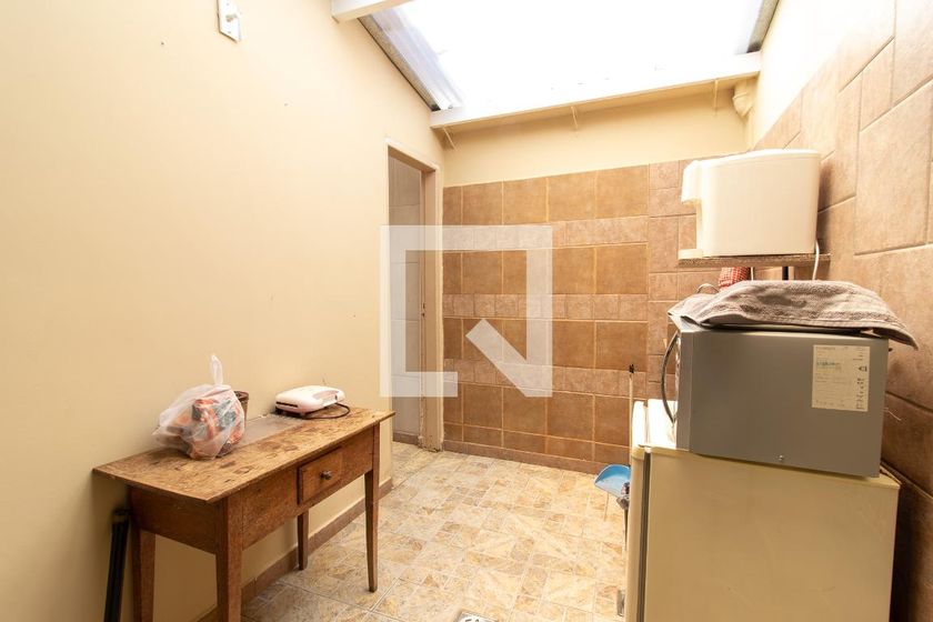 Casa à Venda - Cambuí, 5 Quartos,  304 m2 em , Campinas - sp | SoloBR