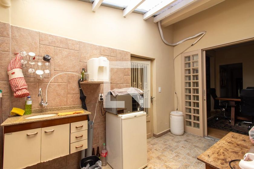 Casa à Venda - Cambuí, 5 Quartos,  304 m2 em , Campinas - sp | SoloBR