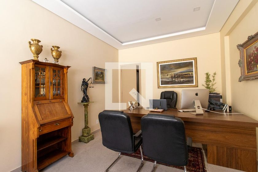 Casa à Venda - Cambuí, 5 Quartos,  304 m2 em , Campinas - sp | SoloBR