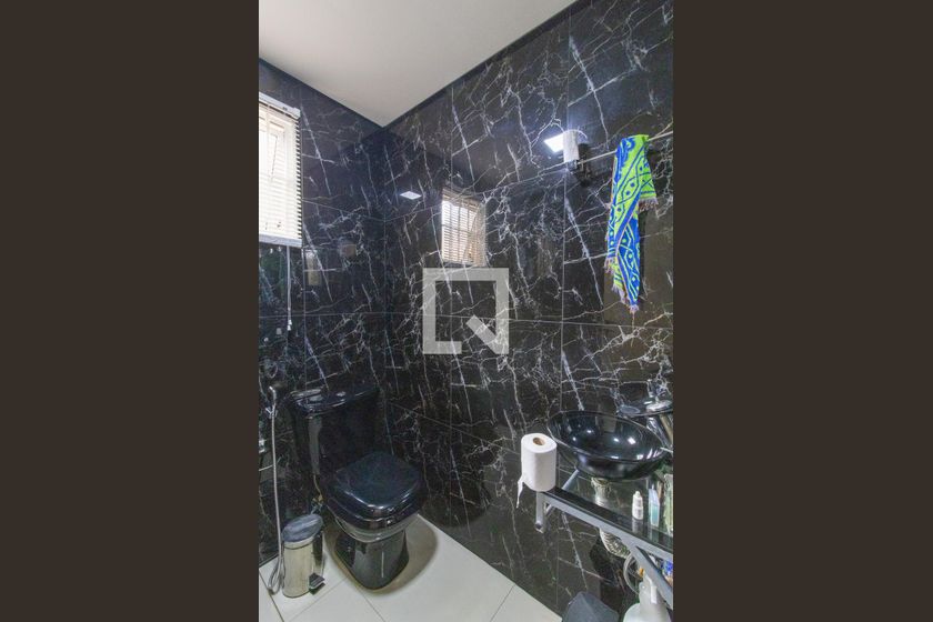 Casa à Venda - Cambuí, 5 Quartos,  304 m2 em , Campinas - sp | SoloBR