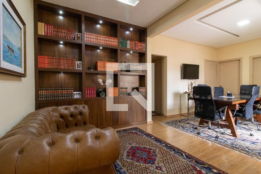 Casa à Venda - Cambuí, 5 Quartos,  304 m2 em , Campinas - sp | SoloBR