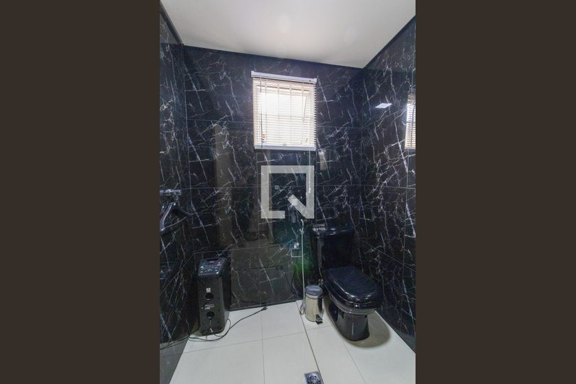 Casa à Venda - Cambuí, 5 Quartos,  304 m2 em , Campinas - sp | SoloBR